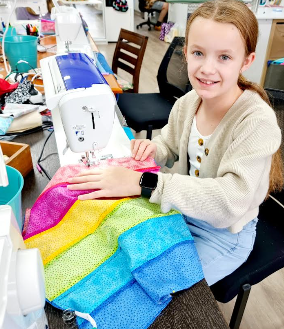kids-Learn-to_sew-cushion-sewing-workshop-gold-coast